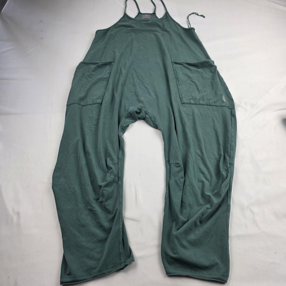 FP Movement Hot Shot Jumpsuit Womens Small Green Jersey Knit Pockets Lounge